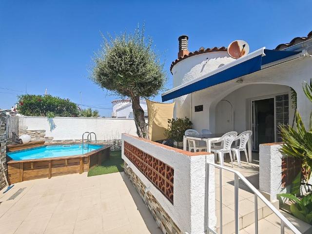 Casa en venta en Castelló d´Empúries, de 102 m² 2 habitaciones por 377.000