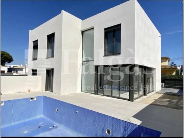 Casa en Venta en Castelló d'Empúries