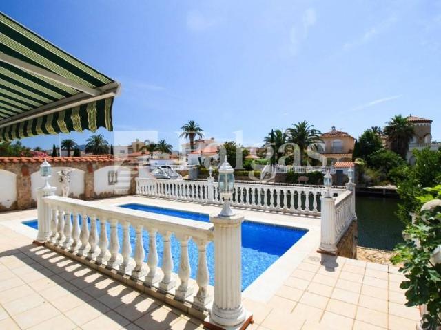 Casa en Venta en Castelló d'Empúries