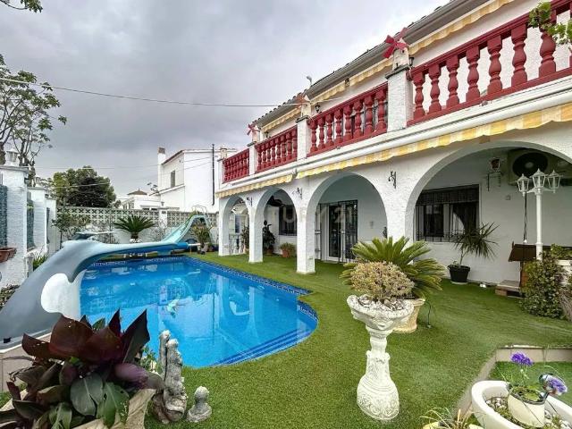 Casa en Venta en Castelló d'Empúries