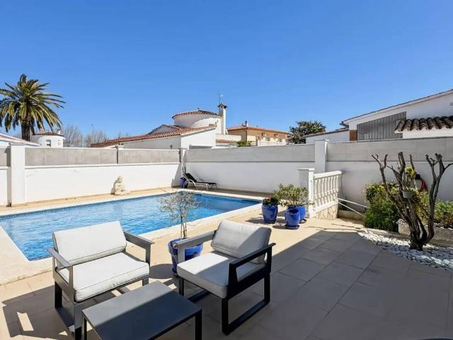 Casa en Venta en Castelló d'Empúries