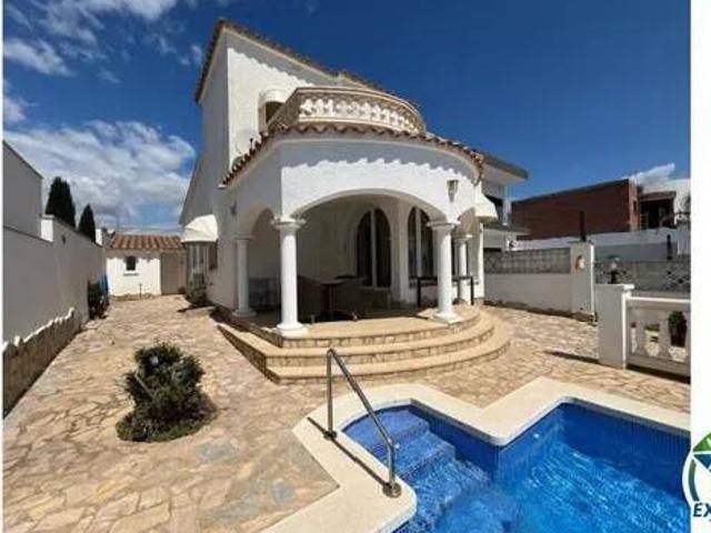 Casa en Venta en Castelló d'Empúries