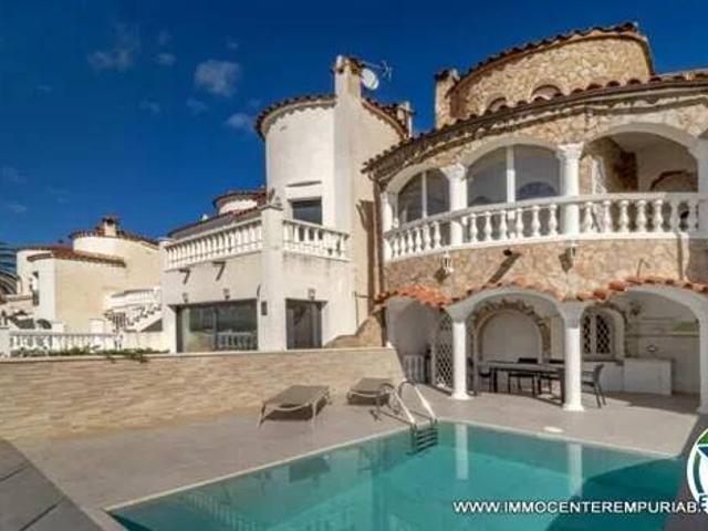 Casa en Venta en Castelló d'Empúries