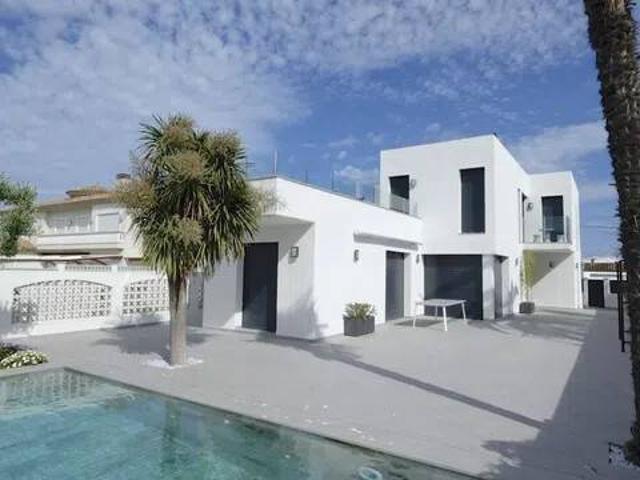 Casa en Venta en Castelló d'Empúries