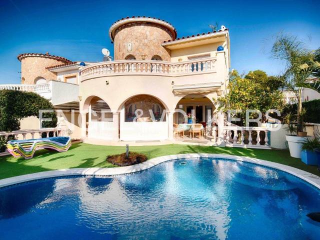 Casa en Venta en Castelló d'Empúries