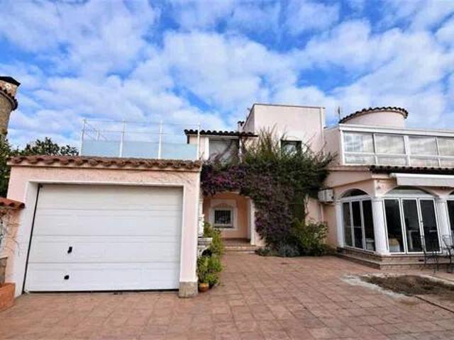 Casa en Venta en Castelló d'Empúries