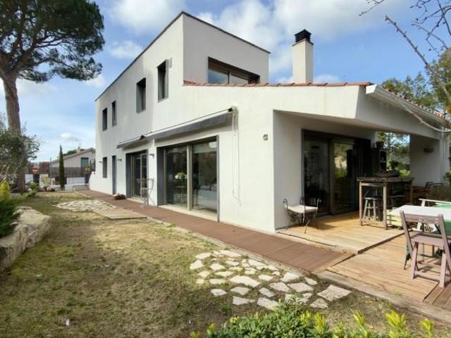 Casa en venta en Castellolí, Els pinyerets