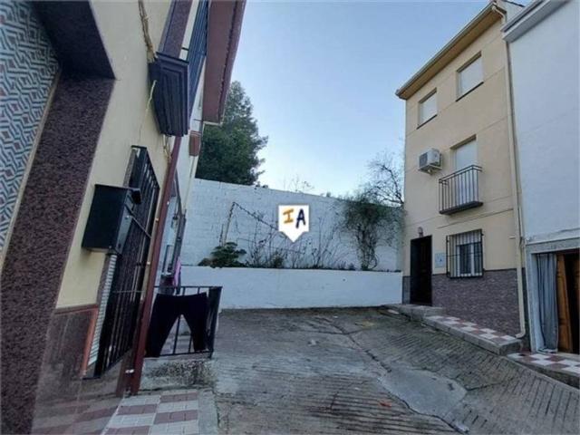 Casa en Venta en Castillo de Locubín