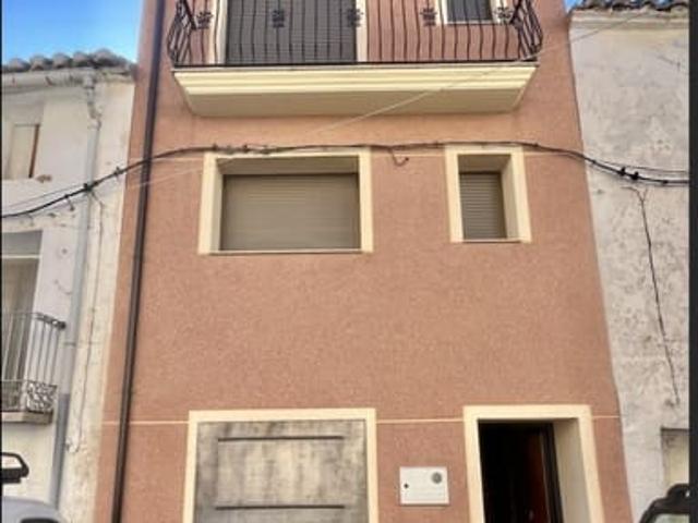 Casa en venta en Castillo de Villamalefa, Castellón