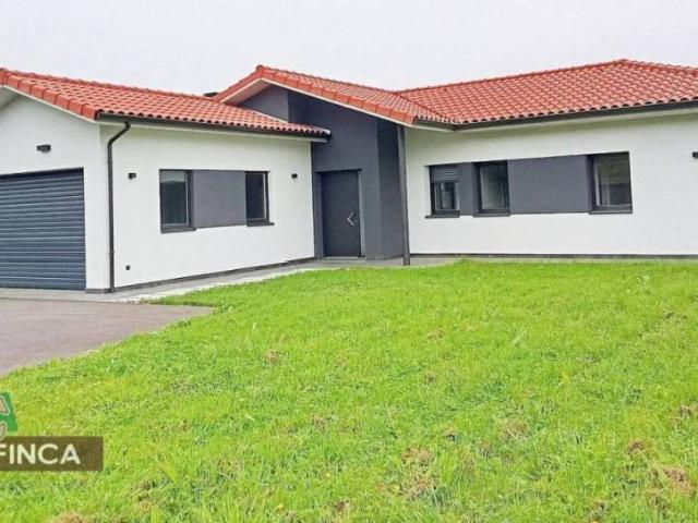 Casa en Venta en Castrillón