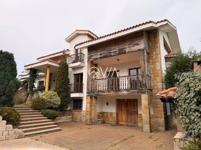 Casa en Venta en Castrillón