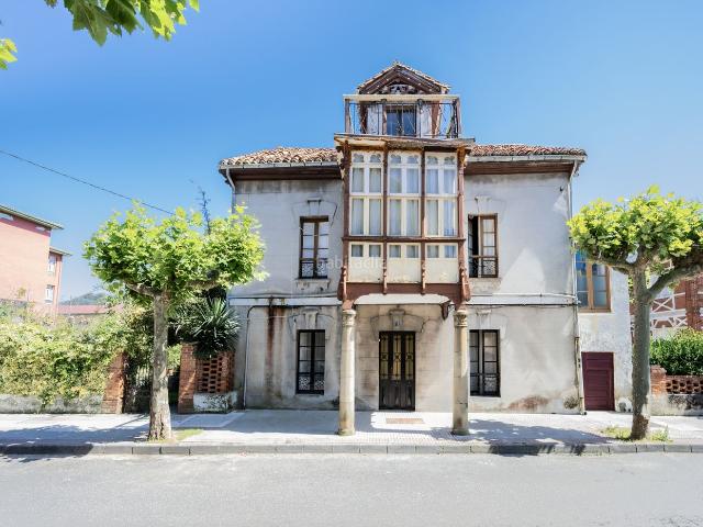 Casa en venta en Castrillón, Salinas. SALINAS, EXCLUSIVA CASA CON PARCELA DE 1.000 METROS CUADRADOS Te presentamos una oportunidad única en una de las zonas más demanda. Casas.