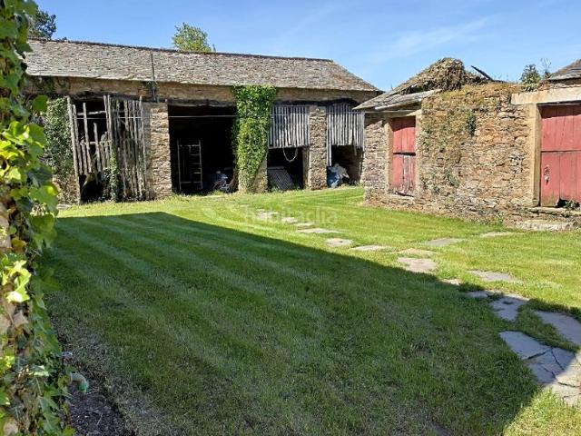 Casa en venta en Castro de Rei. Casas Castro de.