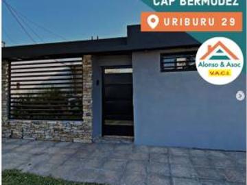 CASA EN VENTA EN CAPITAN BERMUDEZ URIBURU 29