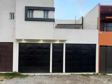 CASA EN VENTA EN CAPULTITLAN, EJIDO