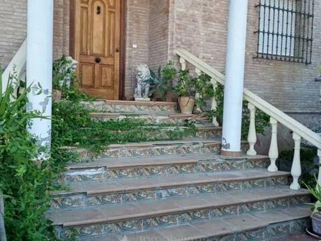 Casa en Venta en Carmona