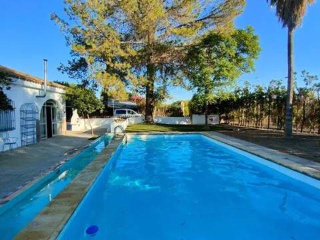 Casa en Venta en Carmona