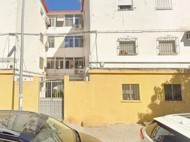 Casa en venta en Carmona. Casas.
