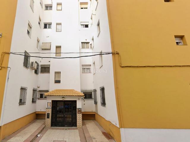Casa en venta en Carmona. Casas.