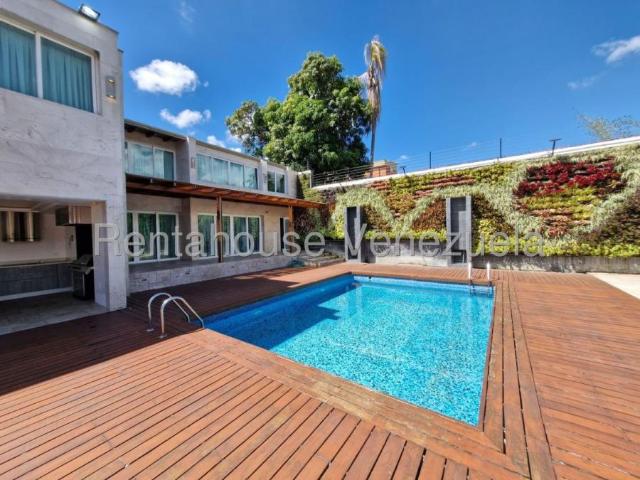 Casa en Venta en Caracas Chulavista Distrito Federal 424 m2. 5 hab