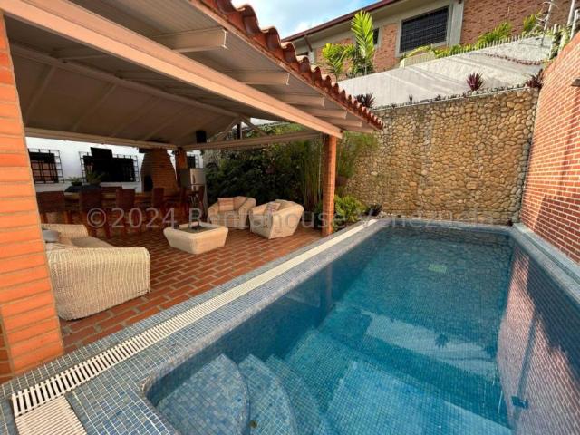 Casa en Venta en Caracas Altamira Distrito Federal 450 m2. 4 hab