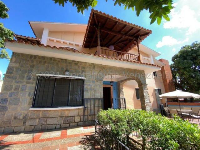 Casa en Venta en Caracas Altamira Distrito Federal 550 m2. 6 hab