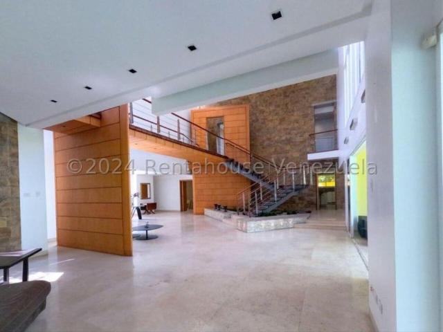 Casa en Venta en Caracas Los Chorros Distrito Federal 749 m2. 5 hab
