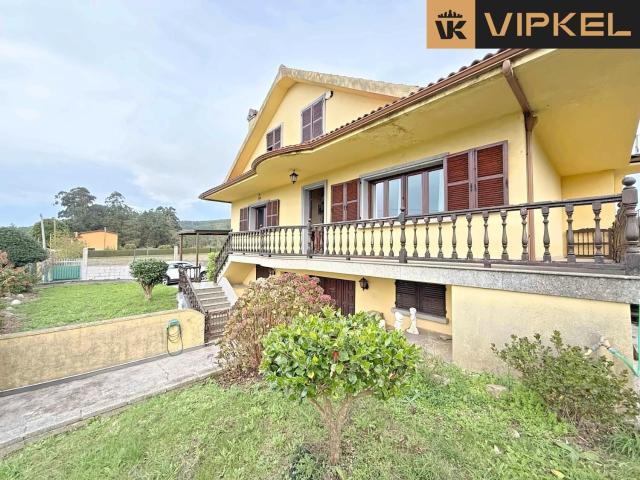 Casa en venta en Carballo La Coruña