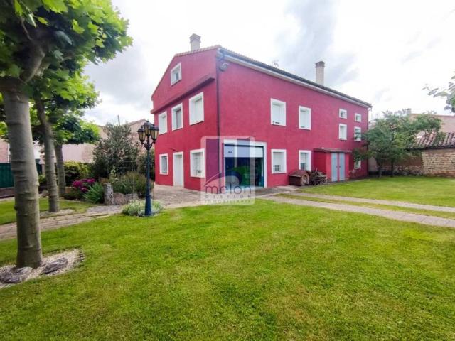 Casa en Venta en Cardeñajimeno