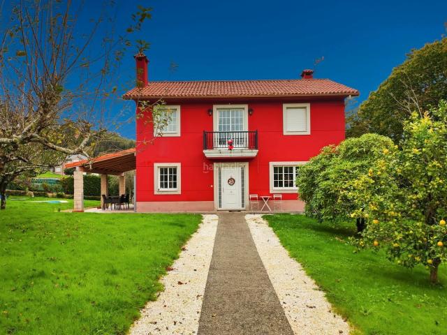 Casa en venta en Carral. Casas.