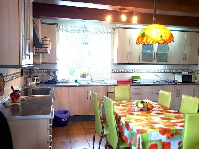 Casa en venta en Carral. Se Vende Espectacular Casa con Encanto a Solo 20 Minutos de A Coruña. Casas.