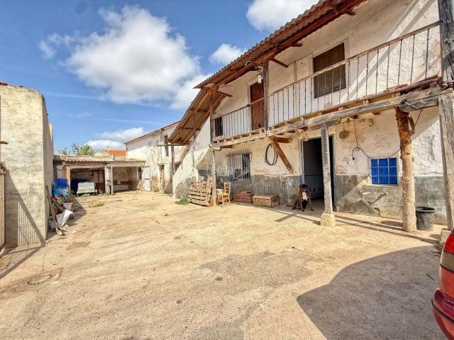 Casa en venta en Carrión de Calatrava. Casas Carrión de.