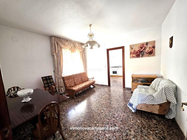 Casa en venta en Cartagena, Los Dolores. Planta baja en venta en Hispanoamérica, Los Dolores, con patio, terraza y fachada a dos calles. Casas.