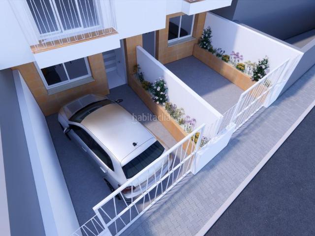 Casa en venta en Cartagena, Perín. Casas adosadas de nueva construccioacuten a 50 m de la playa en La Azohiacutea, CartagenaExclusivas viviendas costeras a pocos pas. Casas.