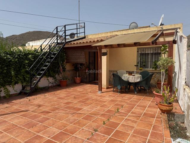 Casa en venta en Cartagena, Perín. Chalet independiente con terreno de cultivo en carretera AZOHIA. Casas.