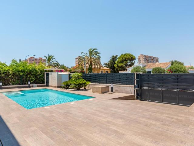 Casa en venta en Cartagena, Playa Honda Playa Paraíso. Casas.