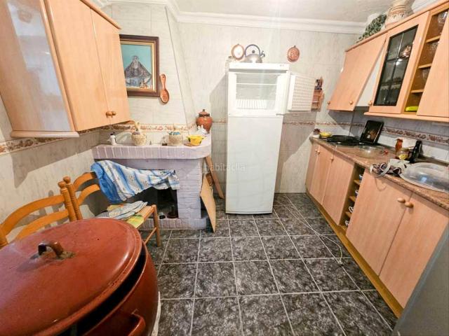 Casa en venta en Cártama. Casa de 5 dormitorios, baño y terraza en el Sexmo CM159B. Casas.
