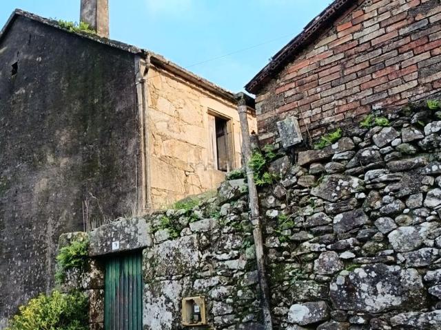 Casa en venta en Catoira. ? SE VENDE CASA PARA REFORMAR PRÓXIMA A CATOIRA ?. Casas.