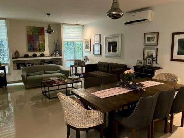 Casa en Venta en Catalonia / San Jerónimo