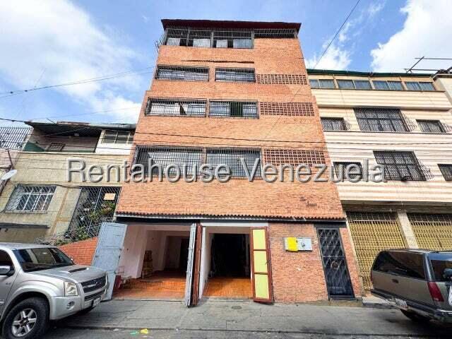Casa en Venta en Catia, Caracas