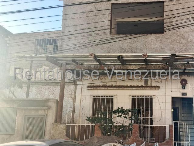 Casa en Venta en Catia, Caracas