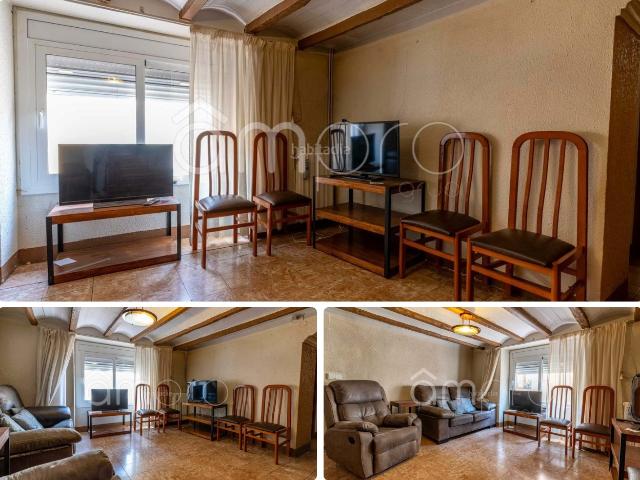 Casa en venta en Catllar El. Superficie total 168 m, casa superficie útil 168 m, habitaciones dobles 5, 1 baño, antigüedad más de 50, calefacción gas natural. Casas Catllar.
