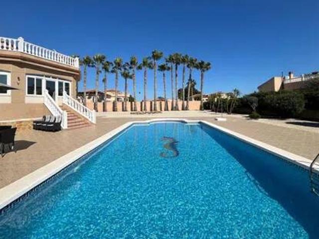Casa en Venta en Catral