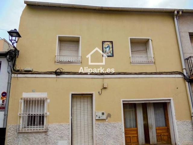 Casa en Venta en Catral