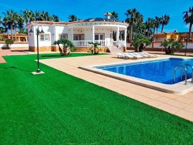 Casa en Venta en Catral