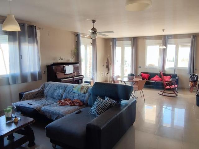 Casa en venta en Caudete. Casas.