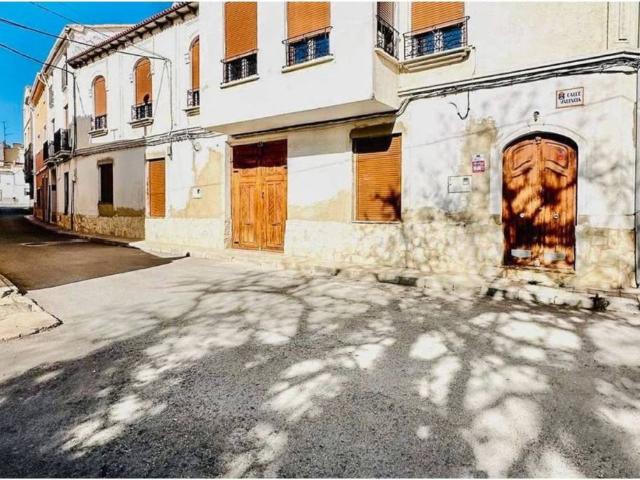 Casa en Venta en Caudete de Las Fuentes