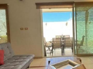 Casa en venta en Cañada del Refugio con amplio jardín y seguridad privada