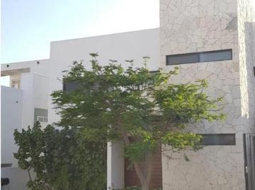 Casa en venta en Cañadas del Lago, Corregidora, Querétaro