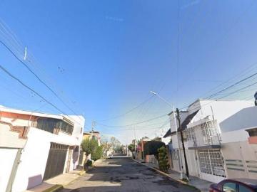 CASA EN VENTA EN CD SATELITE PUEBLA
